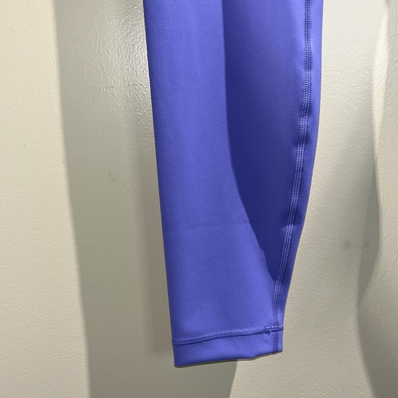 Lululemon Wunder Train 28” (12) - Picture 3 of 6